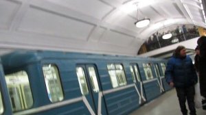 Станция метро Белорусская-радиальная (нет движения) // 18.10.2014