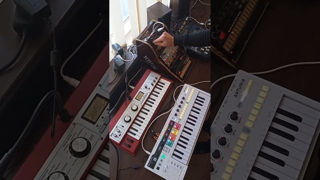 Live Session #3 | Arturia Keystep Pro, Korg Volca Bass, FM, Beats, Microkorg XL+ смотреть онлайн