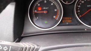 Видео: Как включать фары в Opel Astra H?