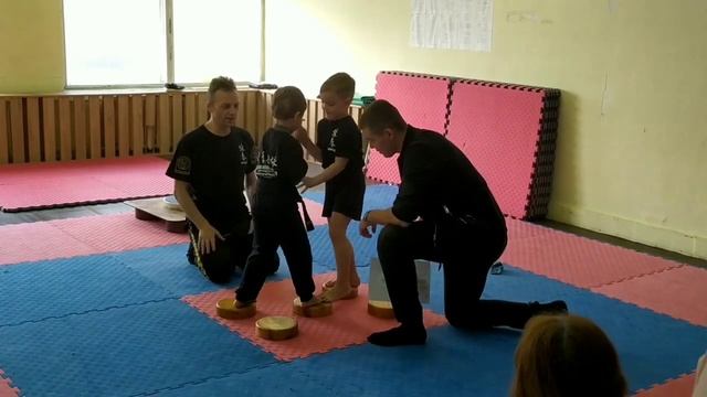 Боевой Вин Чун. Бои с правилами. Ножевой бой. Ч1 смотреть онлайн