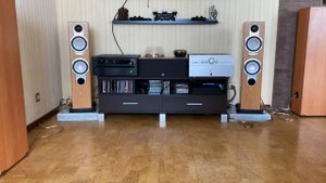 Integrated Amp Cambridge Audio Azur 540A V.2 + Monitor Audio RS6 speakers