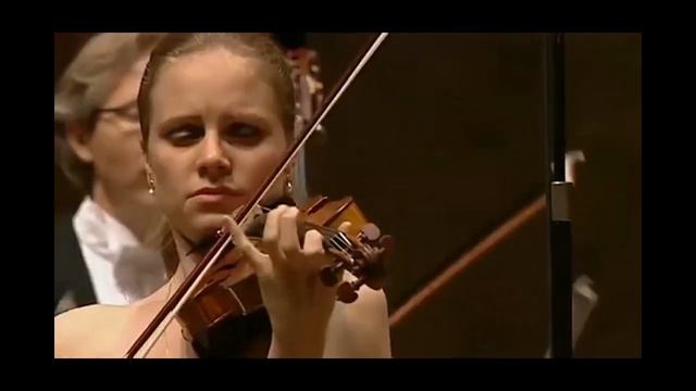 Mendelssohn: Violin Concerto, Op. 64, 2nd movement - Julia Fischer смотреть онлайн