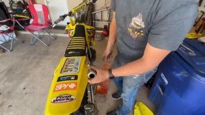 Suzuki Rm 250 FMF Install