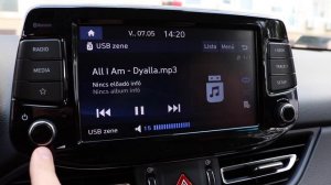 Hyundai i30 - Using USB Flash Drive to Play Music