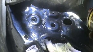 Ремонт двери Audi A4 - ЗАКЛИНИЛА ДВЕРЬ - ЗАМЕНА ЗАМКА