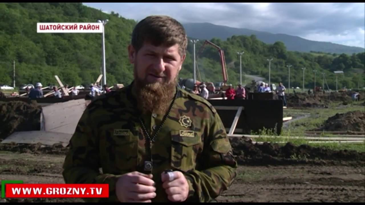 Идем по земле чечни. Беной чечня достопримечательности. Башенный комплекс меши меши. Рамзан кадыров чгтрк. Ингушетия 2018 2019 митинг.