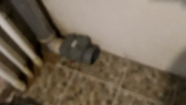 Установка обратного клапана в системе канализации