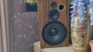 акустические колонки KLH