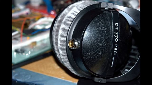 Beyerdynamic DT770 PRO's with 4pin mini-XLR mod смотреть онлайн