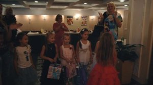 День рождения Николь / 6 лет / Катаемся на электромобиле / Сказка перевоплощение / Праздник