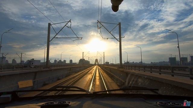 На поезде через Днепр в кабине машиниста смотреть онлайн