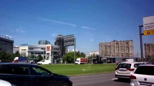 Электробусы на Юго-Западной по маршруту Т34 и "пробочные" места на Вернадского смотреть онлайн