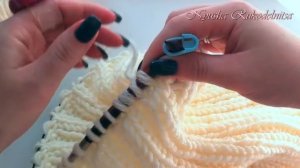 Шапка спицами резинкой 2х2 / Простая шапка спицами по кругу для начинающих / Knitted hat