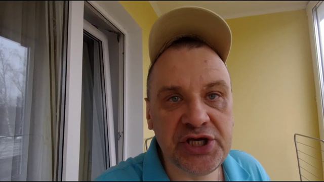 Поступай с людьми так как если бы хотел чтобы поступали с тобой!