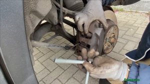 Замена колодок VW Touareg NF / FL Полная версия / Подробно и занудно