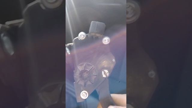 тойота Хайлюкс ошибка горит ⚠️ экране надпись двигател снижена мощность обратитесь на дилера смотреть онлайн