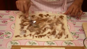 Рецепт Как приготовить булочки завитушки с корицей - Готовим с Хоней
