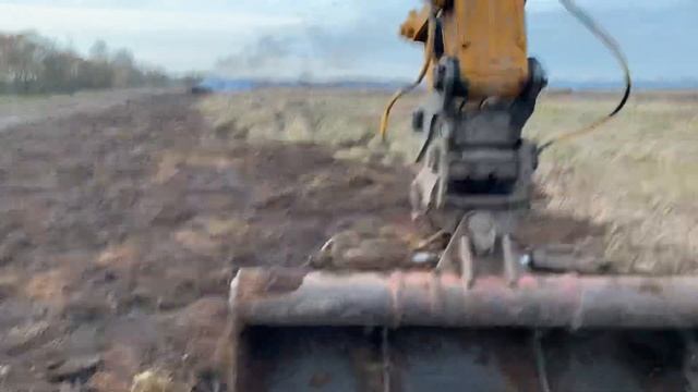 LONKING 6215 HYUNDAI 220 Ровняем Кавальер ? смотреть онлайн