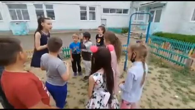 Спешите делать добрые дела, чтоб улыбались рядом люди (Лидер Блохина Полина проводит квест) смотреть онлайн