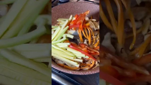 СОБА С КУРИЦЕЙ И ОВОЩАМИ #вкусно #еда #здороваяеда #ппрецепты #пп