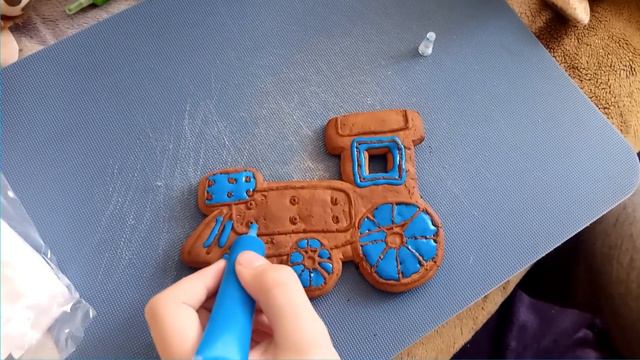 210/ Поезд с вагончиком из пряников, своими руками. смотреть онлайн