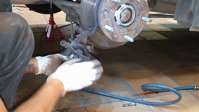 Cambio Pastillas Traseras Ford Transit Custom 2017 2000cc Diesel Tipo Motor YMFS 96Kw 130Cv смотреть онлайн