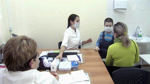 В 43 российских регионах увеличены и превышены эпидемические пороги заболеваемости гриппом и ОРВИ