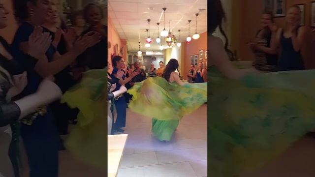 New costume - best audience ? #artofbellydance #bellydancerleana #buikdans -bellydance