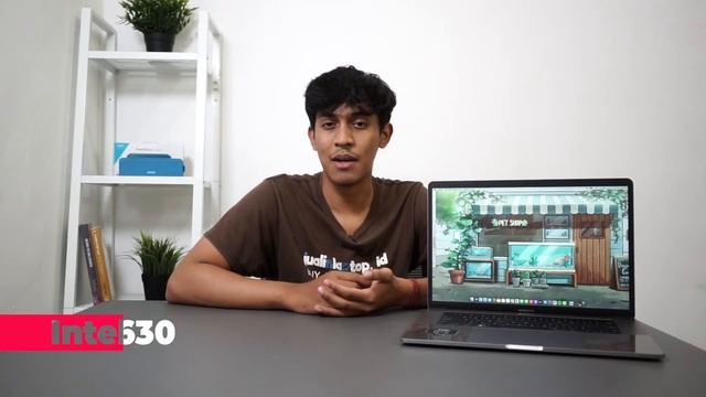 Review Macbook Pro 15 Inch 2018 Touchbar Di Tahun 2021 смотреть онлайн