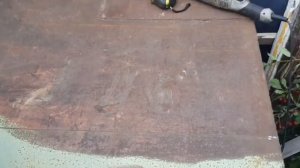 Самодельный мангал с небольшой мангальной зоной и зонтом .