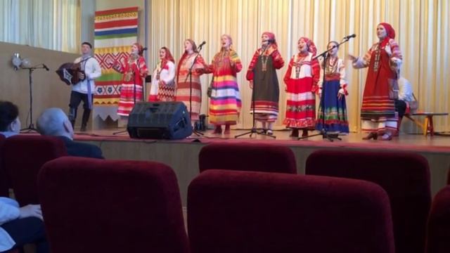 Фольклорный ансамбль "ВЕРА"(Липецк) -Страдания военные(канарейка)