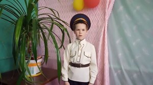 Толстов Николай. "Берлин 9 мая" (Тихонов Н.)