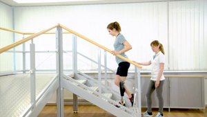 Genium/Genium X3 gait training -Stairs & obstacle function: In action | Ottobock