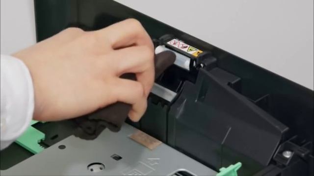 Clean the paper pick-up roller - 03 [Brother Global Support] смотреть онлайн