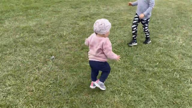 Американская ферма, купались в кукурузе и катались на тракторе и ещё много интересного смотреть онлайн