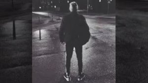 НЕУЛОВИМЫЙ А по району бродит парнишка (slow + Bass)