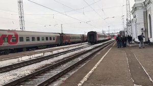 Поезд №715 ласточка Кострома Москва прибывает на Ярославль МСК 05.03.2022г