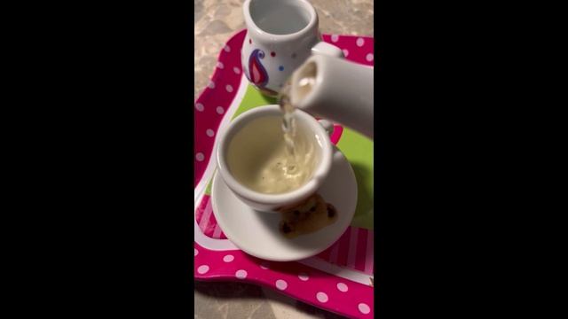 Панда Фрайди - чаепитие под песню Татьяны Снежиной