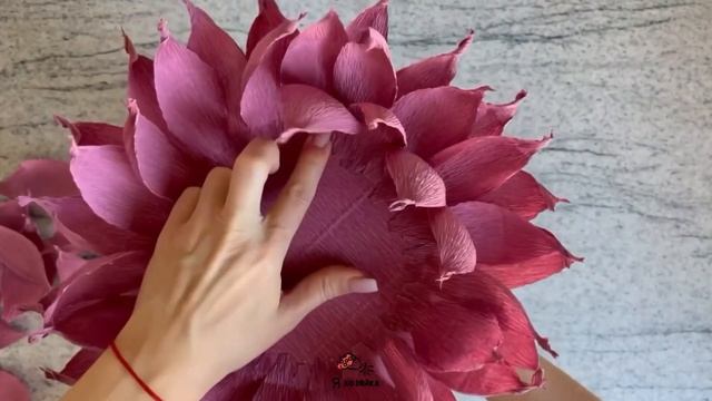 Взяла КОНФЕТЫ RAFFAELLO и сделала ОБАЛДЕННЫЙ ПОДАРОК! Что подарить на День матери?