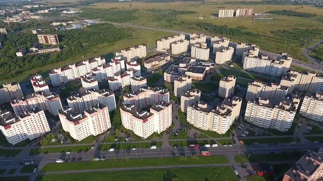 Красное Село. Ул. Освобождения, ул. Спирина, ЖК Аннинский парк.