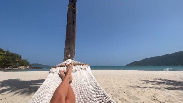 Пляж с морем БЕЗ ВОЛН за 3,5$ в 20 минутах от Нячанга!