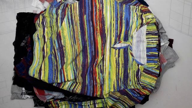 14872 Женские футболки (дл/кор-рукав) T/SH-W (extra) 19 пак. 10кг. 6,5€/кг. ~70шт. смотреть онлайн