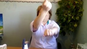 Эта техника не только нормализует давление, но и укрепит пальцы и кисти рук - возьми себя в руки!