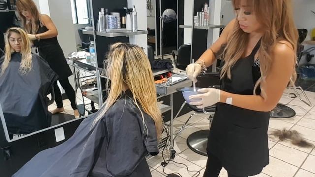 how to tone ASH BLONDE hair смотреть онлайн