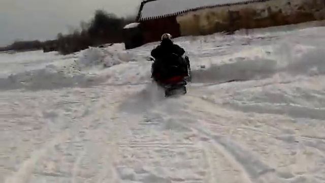 Бурдастых Кирилл на Снегоход Ventura.mp4 смотреть онлайн