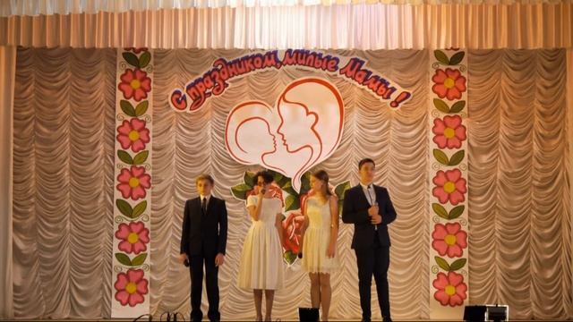 Мы дарим людям радость! Фото-вернисаж архивных фотографий КДЦ #РДК55лет #МузейМБУКВыселковскимйКДЦ смотреть онлайн