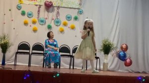 «Упрямый папа» на день Семьи,любви и верности в исполнении Алисы Мухаметшиной. Песня про папу