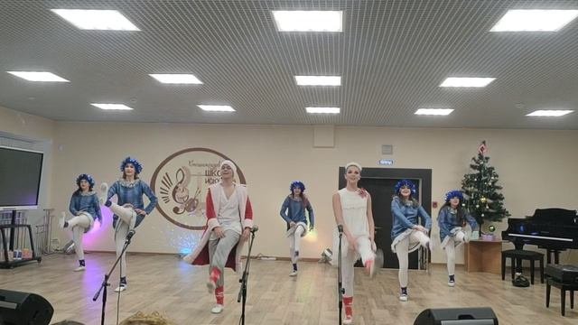 "Зимний сон"- танцевальный коллектив "Возрождение"г.Мариуполь