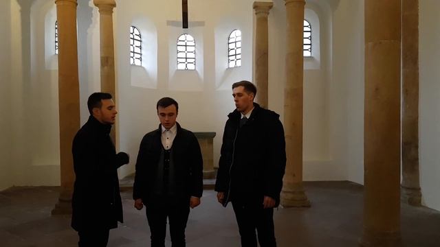 Агіос о Теос /Ἅγιος ὁ Θεός,  (Святий Боже, грец.)