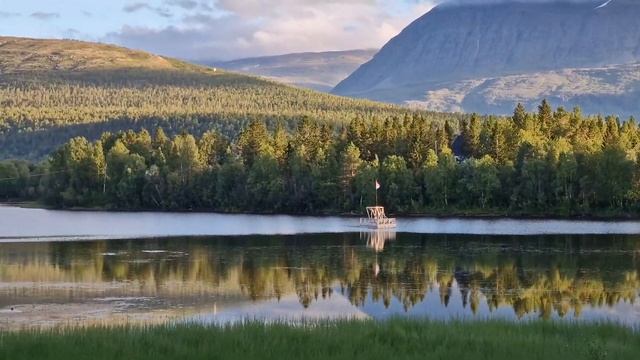 Красивая Норвегия. Улетают Птицы. Природа гор и рек.